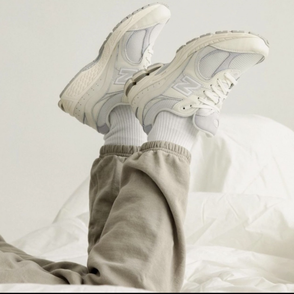 Giày New Balance 2002R 'White Sea Salt' M2002RWP - Ảnh 2