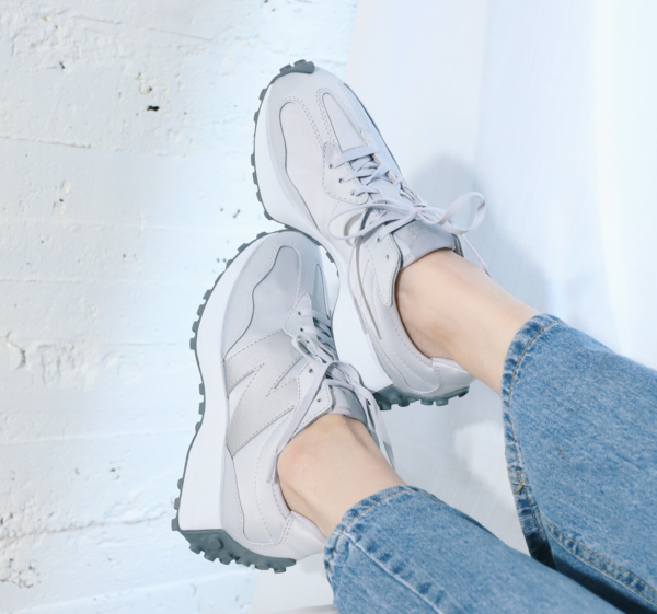 Giày New Balance Wmns 327 'Light Aluminum Gunmetal' WS327MT1 - Ảnh 6