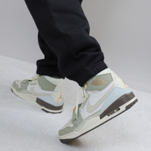 Giay Nike Air Jordan Legacy 312 'Year of the Rabbit' FD9907-111