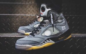 Alternative view of Giày Nike OFF-WHITE x Air Jordan 5 Retro SP 'Muslin' CT8480-001