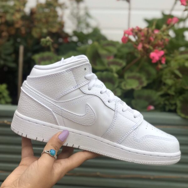 Giày Nike Air Jordan 1 Mid 'White Snakeskin' BQ6472-110 - Ảnh 5