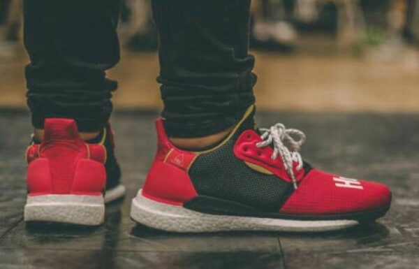 Giày Adidas Pharrell x Solar Hu Glide ST 'Chinese New Year' EE8701 - Ảnh 2