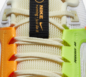 Giay Nike Air Zoom Pegasus 40 ‘Coconut Milk White’ DV3853-101