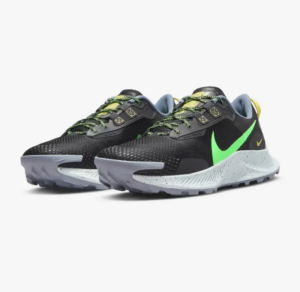 Giay Nike Pegasus Trail 3 'Black Green Strike' DA8697-004