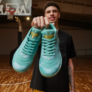 Giay Puma LaMelo Ball MB 02 Lunar New Year 'Jade' 378284-01