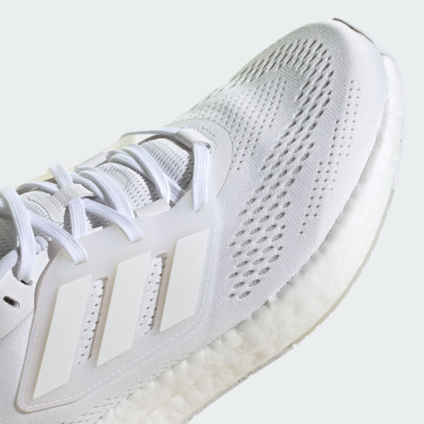 Giay Adidas PureBoost 22 'Triple White' GY4705