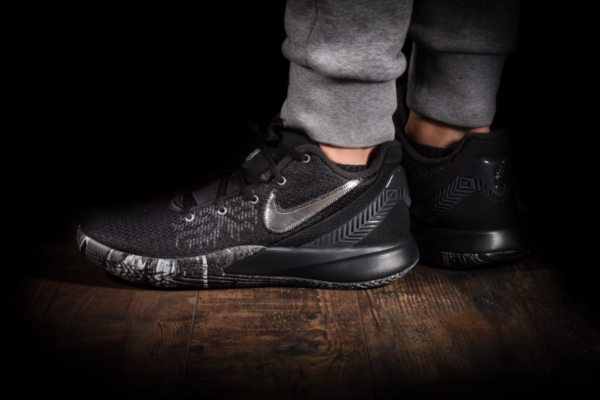 Giày Nike Kyrie Flytrap 2 'Black Chrome' AO4436-009 - Ảnh 4