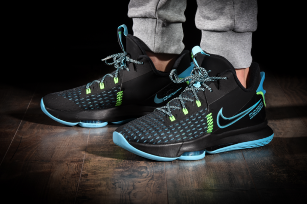 Giày Nike LeBron Witness 5 EP 'Black Light Blue Fury' CQ9381-004 - Ảnh 6