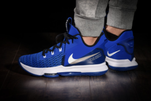 Giay Nike LeBron Witness 5 'Game Royal' CQ9380-400