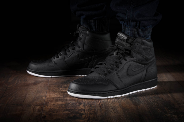 Giày Nike Air Jordan 1 Retro High OG 'Perforated' 575441-002 - Ảnh 2