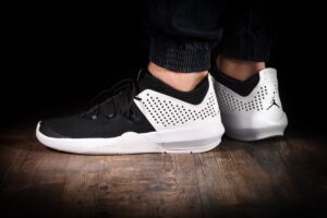 Alternative view of Giày Nike Jordan Express ' Black White' 897988-010