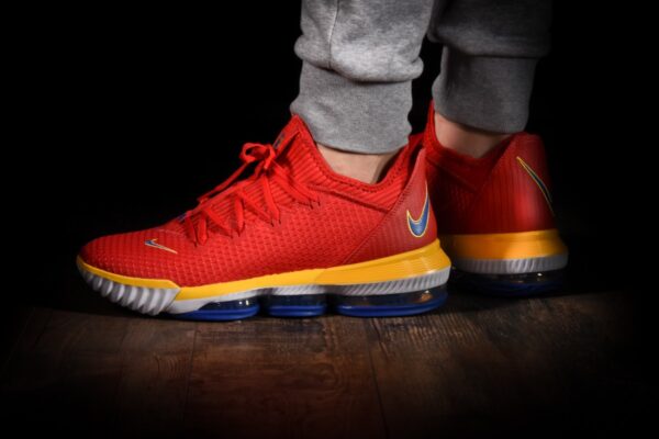 Giày Nike LeBron 16 Low 'SuperBron' CK2168-600 - Ảnh 4