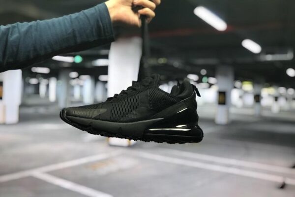 Nike Air Max 270 'Triple Black' AH8050-005 - Ảnh 4
