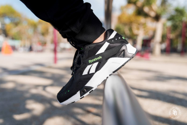 Giày Reebok Aztrek 'Black' CN7188 - Ảnh 7