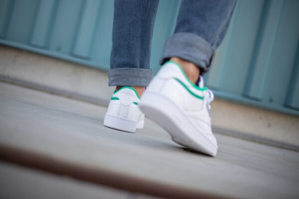 Giày Reebok Wmns Club C 85 'White Green' FW7786 - Ảnh 4
