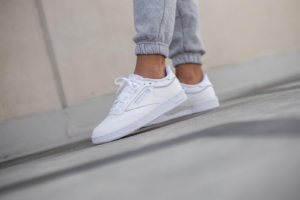 Alternative view of Giày Reebok Wmns Club C 85 'White' EG9272