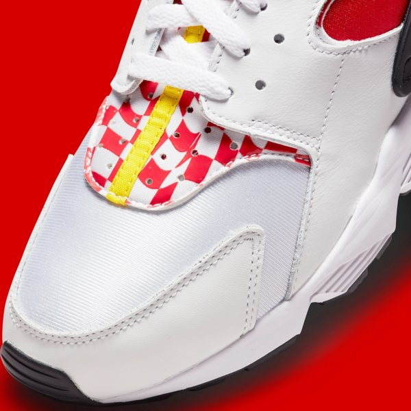 Giày Nike Air Huarache Premium QS 'Liverpool' DN5080-100 - Ảnh 3