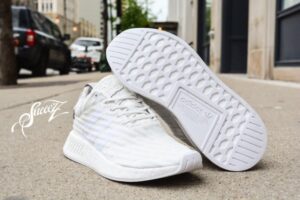 Alternative view of Giày Adidas NMD R2 Runner "Triple White" CQ2401