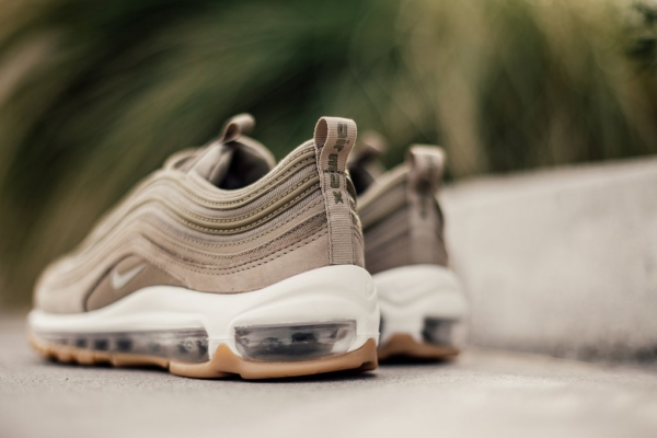 Giày Nike Wmns Air Max 97 UT 'Khaki' AJ2248-200 - Ảnh 4