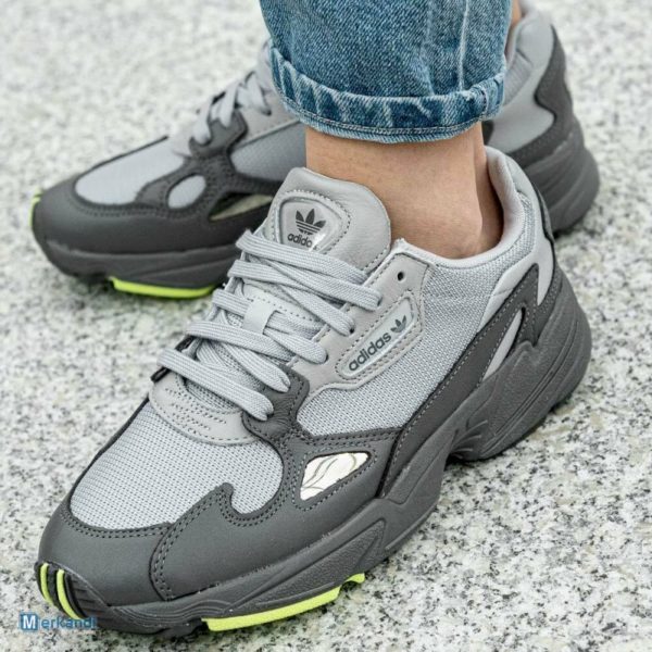Giày Adidas Wmns Falcon 'Grey' EE5115 - Ảnh 3