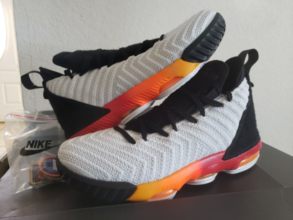 Giày Nike LeBron 16 GS 'Space Travel' AQ2465-188 - Ảnh 10