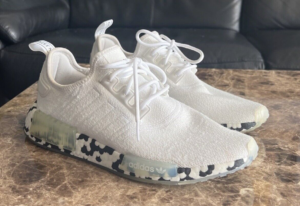 Giay Adidas Wmns NMD R1 'Color Splash White Active Purple' GZ7995