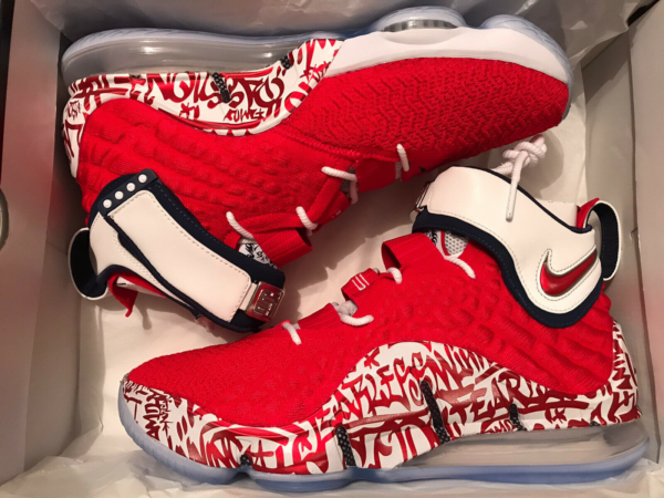 Giày Nike LeBron 17 EP 'LeBron 4 Red Graffiti' CT6052-600 - Ảnh 4