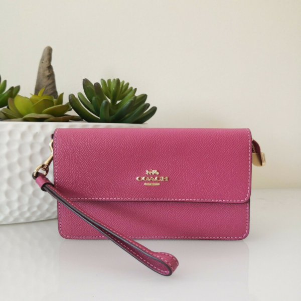 Ví Coach Foldover Wristlet Rouge Gold 73793-R - Ảnh 2