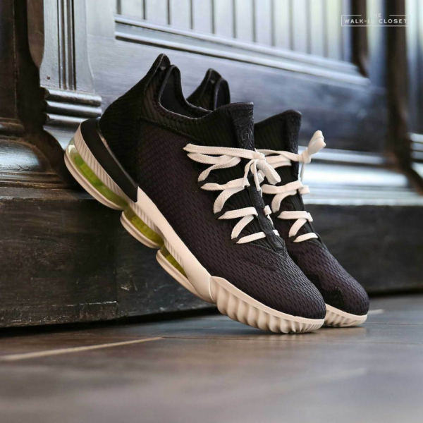 Giày Nike LeBron 16 Low 'Black Python' CI2668-004 - Ảnh 2