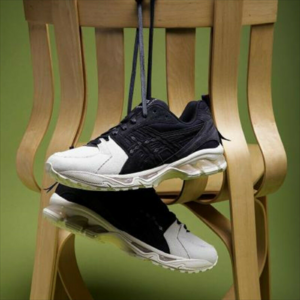 Alternative view of Giày Asics Gel Kayano 14 'Monozukuri' 1201A472-020