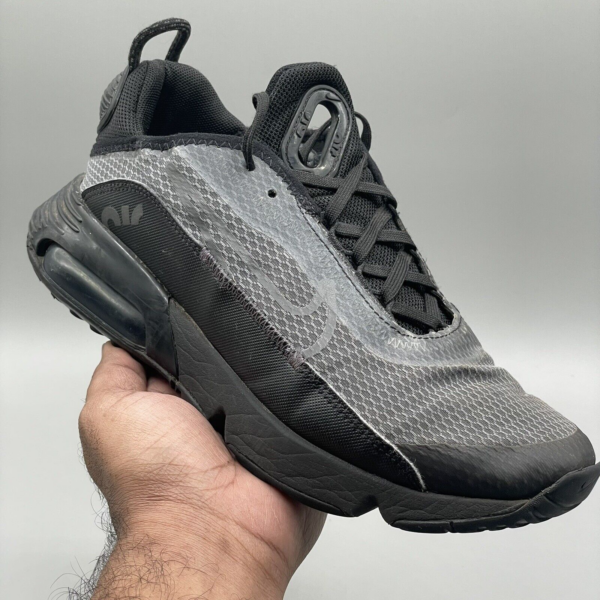Giày Nike Air Max 2090 GS 'Black Wolf Grey' CJ4066-001 - Ảnh 4