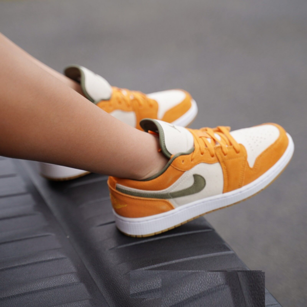 Giày Nike Air Jordan 1 Low SE 'Ceramic' DJ0342-102 - Ảnh 2