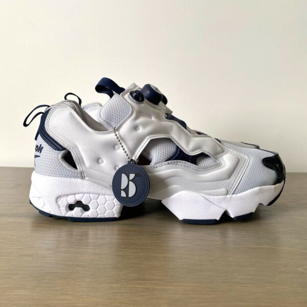 Giày Reebok InstaPump Fury OG MU 'White Navy' FV0419 - Ảnh 2