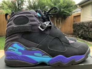 Alternative view of Giày Nike Air Jordan 8 Retro 'Aqua' 2007 305381-041