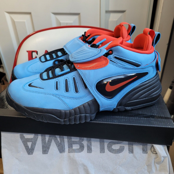 Giay Nike Air Adjust Force Ambush 'University Blue Habanero Red' DM8465-400