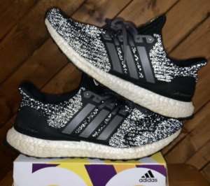 Alternative view of Giày Adidas Ultraboost 5th Anniversary 'Black' BB6220