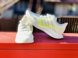 Alternative view of Giày Nike Wmns Air Zoom Pegasus 35 Turbo 'Barely Volt' AJ4115-003