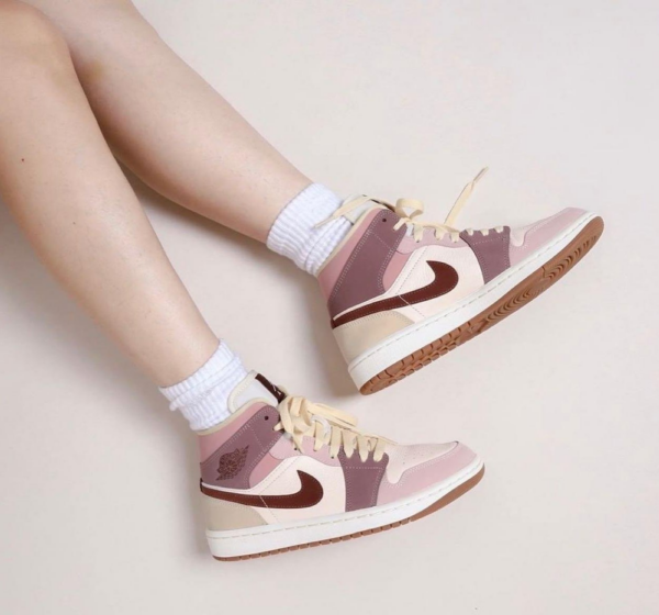 Giày Nike Air Jordan 1 Mid 'Dressed For Fall' DO7440-821 - Ảnh 3