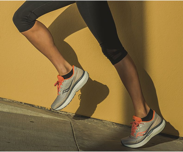 Giày Saucony Wmns Triumph 18 'Moonrock Coral' S10595-30 - Ảnh 5