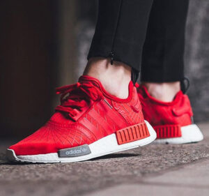 Alternative view of Giày Adidas Wmns NMD_R1 'Lush Red' S79385