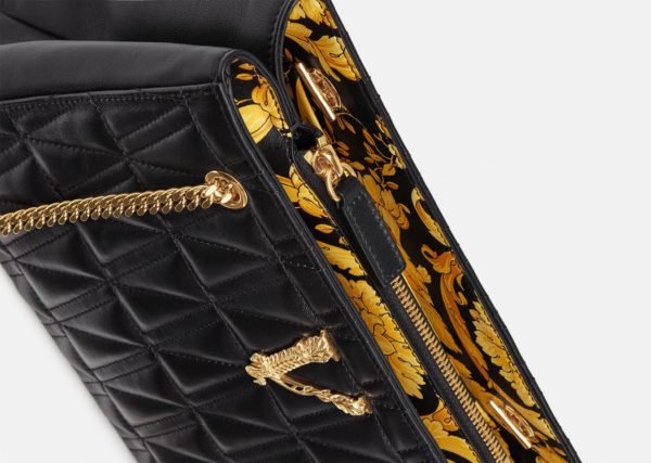 Túi Versace Virtus Quilted Small Tote Black DBFH778-DNATRS-DNMOV - Ảnh 6