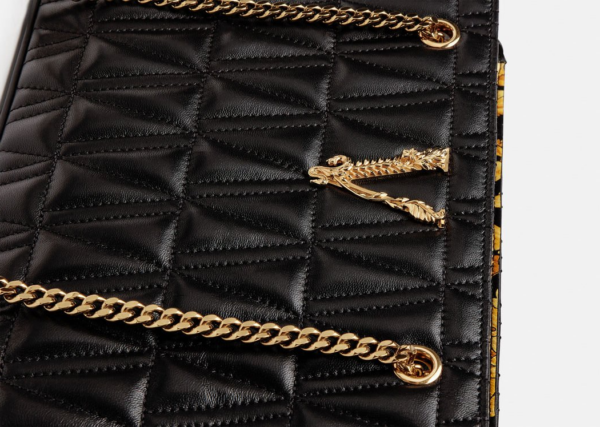 Túi Versace Virtus Quilted Small Tote Black DBFH778-DNATRS-DNMOV - Ảnh 5