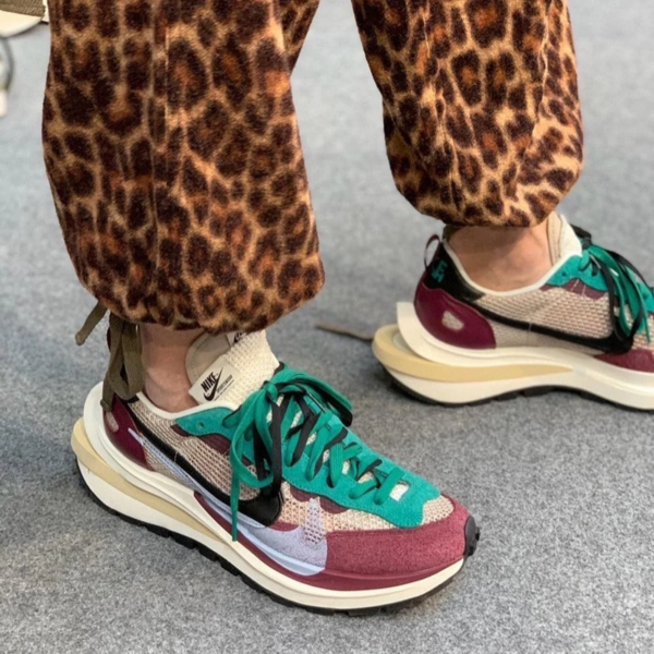 Giày Nike Sacai x VaporWaffle SP 'Villain Red' DD3035-200 - Ảnh 3