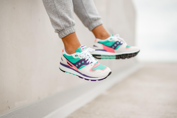 Giày Saucony Azura 'Capri Vizi Coral' S70437-38 - Ảnh 5