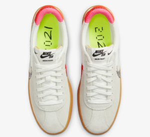 Alternative view of Giày Nike Bruin React T SB 'Rawdacious Summit White' CV5980-101