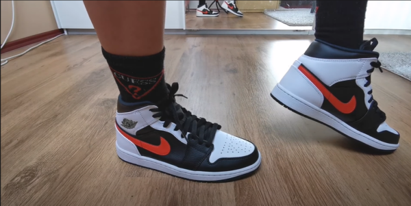 Giày Nike Air Jordan 1 Mid GS 'Chile Red' 554725-075 - Ảnh 10