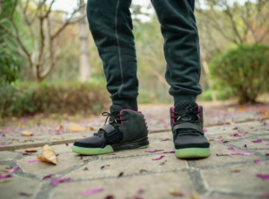 Giay Nike Air Yeezy 2 'Solar Red'  508214-006