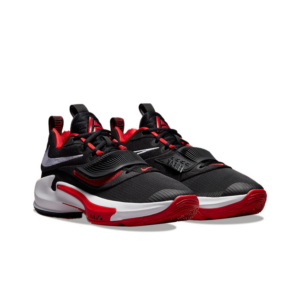 Giay Nike Zoom Freak 3 'Bred' DA0694-003