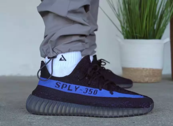 Giày Adidas Yeezy Boost 350 V2 “Dazzling Blue” GY7164 - Ảnh 6