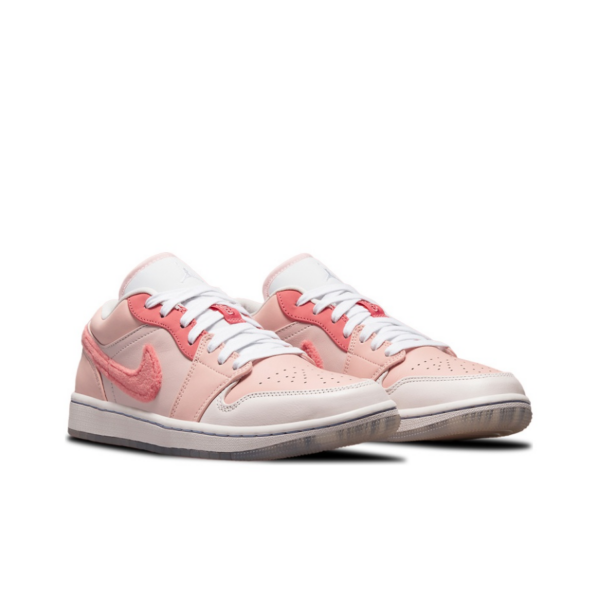 Giày Nike Wmns Air Jordan 1 Low SE 'Mighty Swooshers' DM5443-666 - Ảnh 4